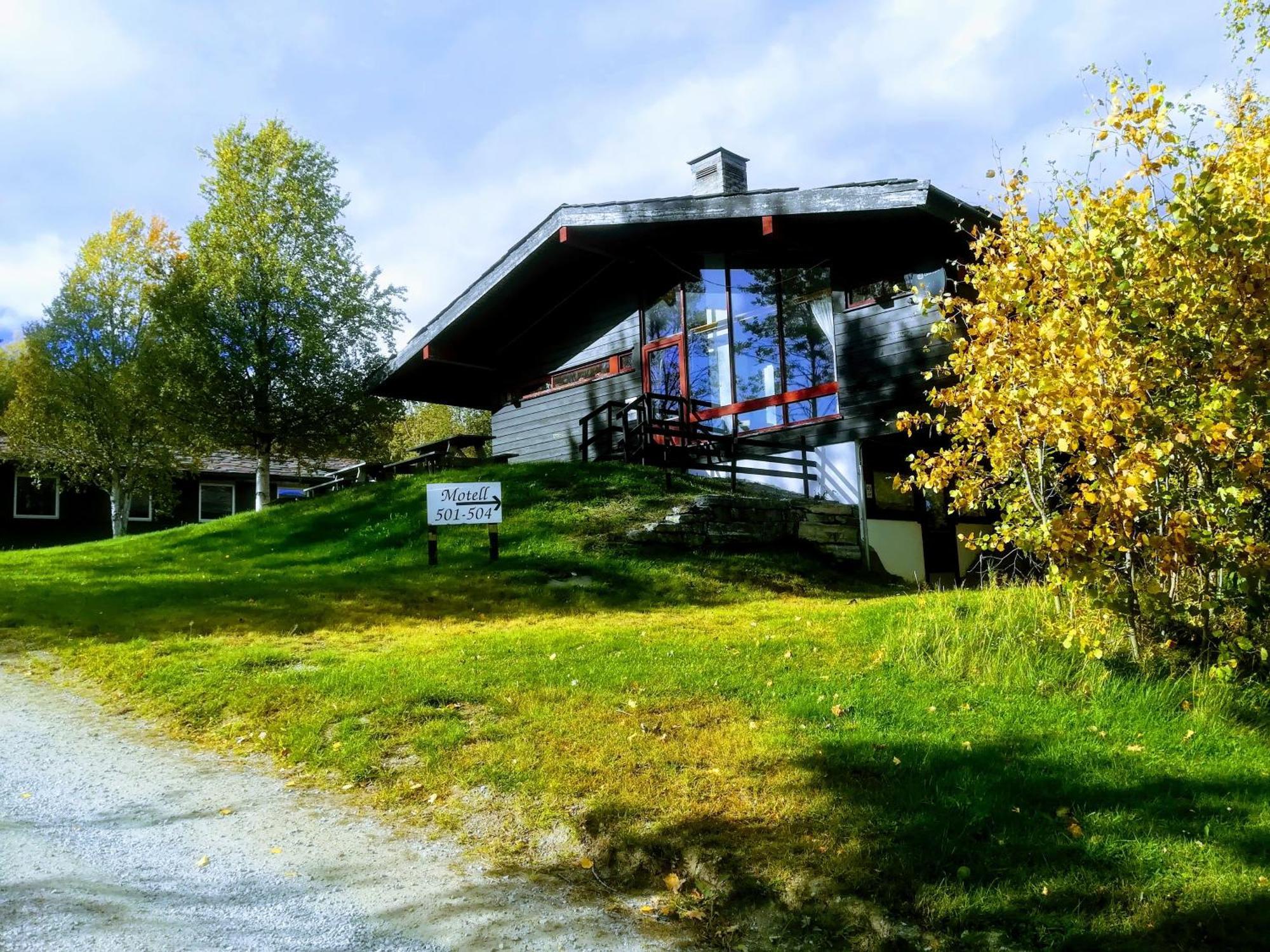 Dombastun Motel Εξωτερικό φωτογραφία
